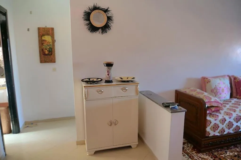 Marrakesh Menara Apartment Near Gueliz, Train And Coach
