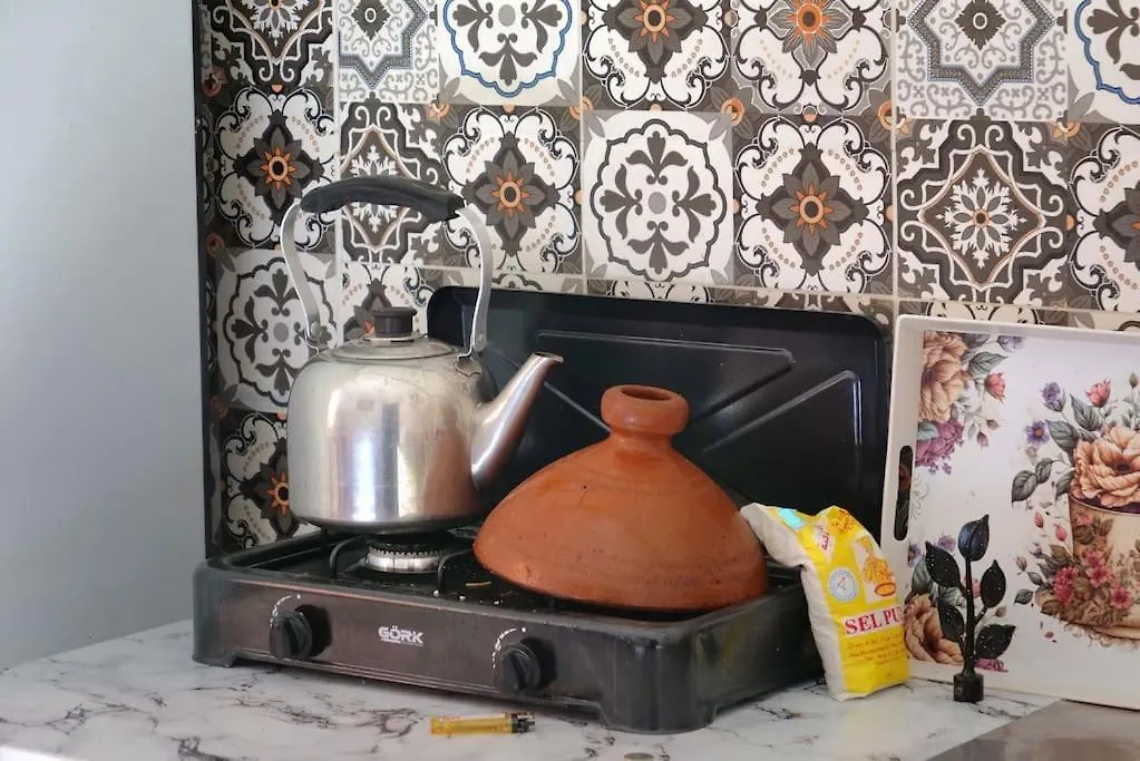 Marrakesh Menara Apartment Near Gueliz, Train And Coach
